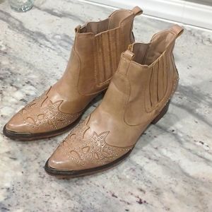 ARider Girl cowboy booties, size 10